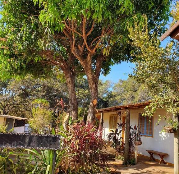 הוסטל Estância Das Angolas Inhotim