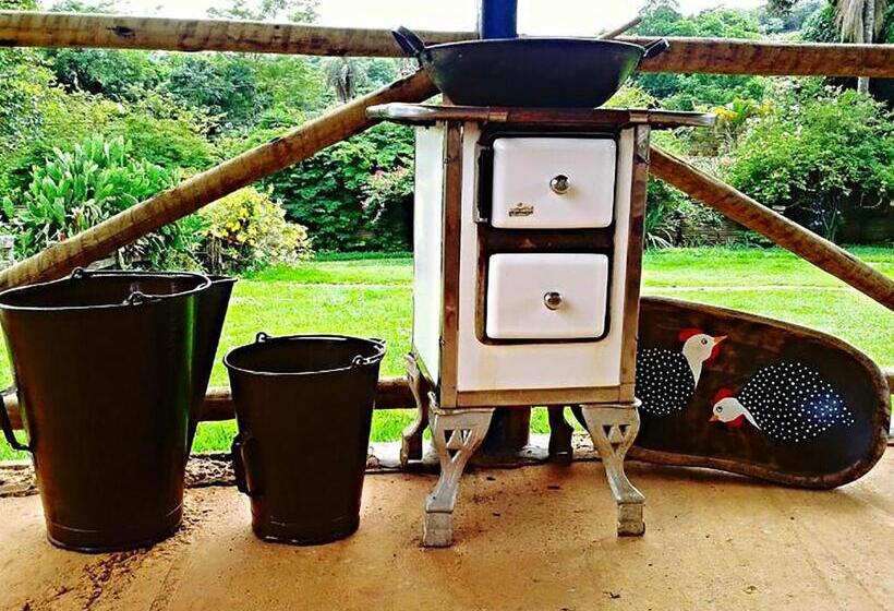 הוסטל Estância Das Angolas Inhotim