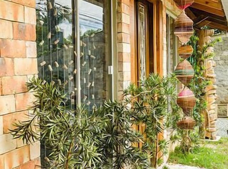 ベッドアンドブレックファースト Alma Brava