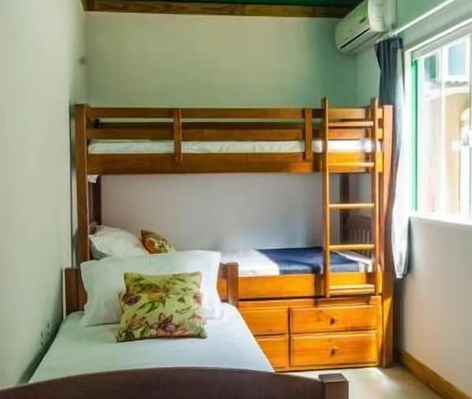 ベッドアンドブレックファースト Alma Brava