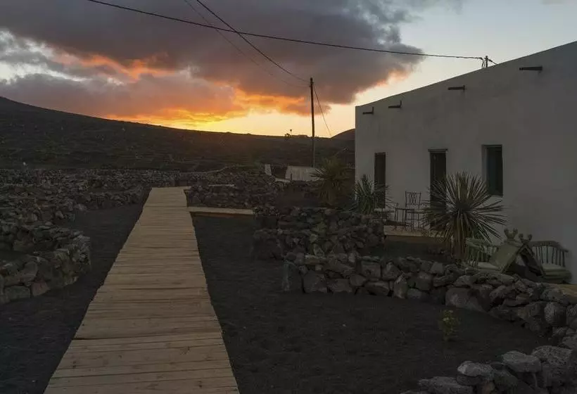 تختخواب و صبحانه Buenavista Lanzarote Country