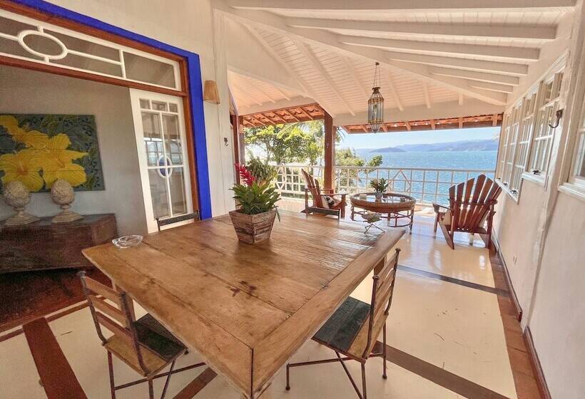 Bed & Breakfast Vilatoro Guest House