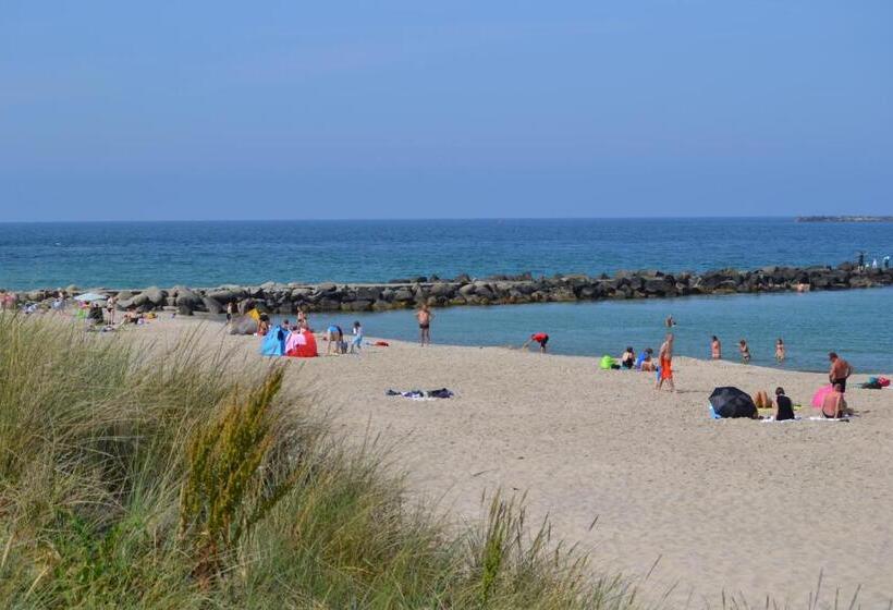 בית מלון כפרי Danhostel Thyborøn