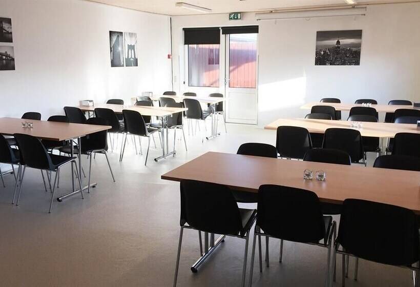 בית מלון כפרי Danhostel Thyborøn