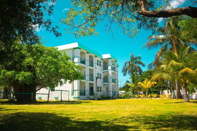 هتل Grand Baymen Resort