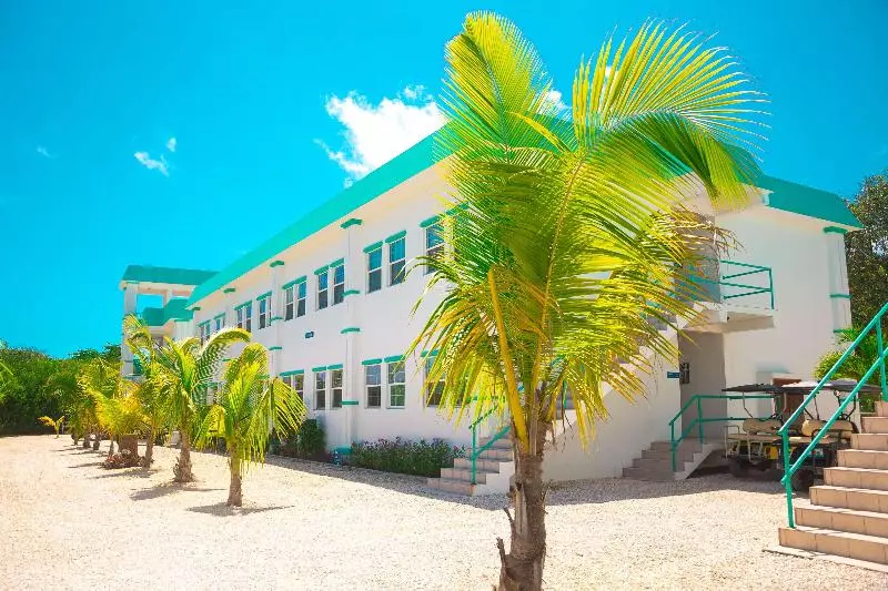 هتل Grand Baymen Resort