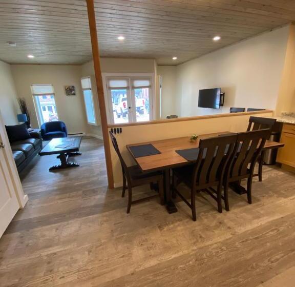 בית מלון כפרי Ouray   For 12 Years Old And Over