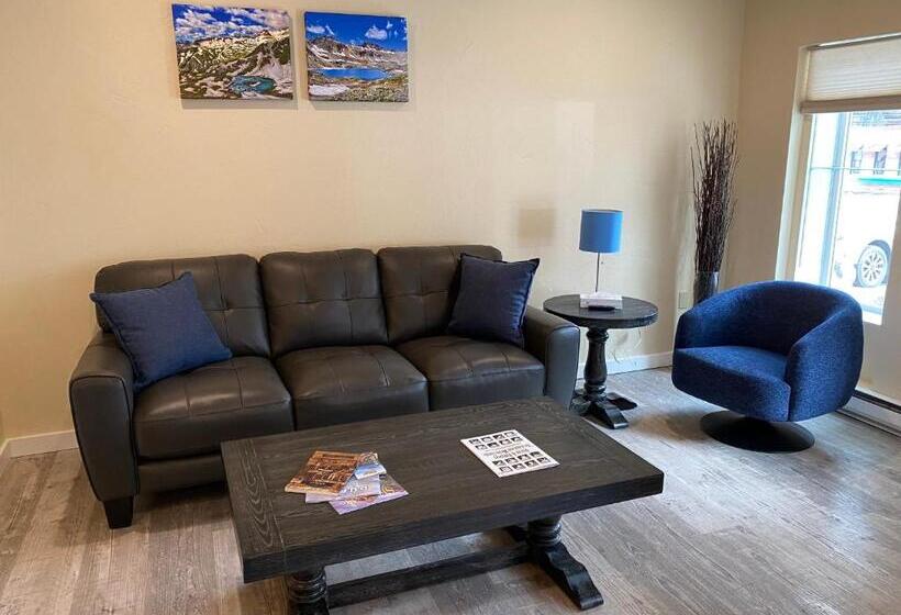 בית מלון כפרי Ouray   For 12 Years Old And Over