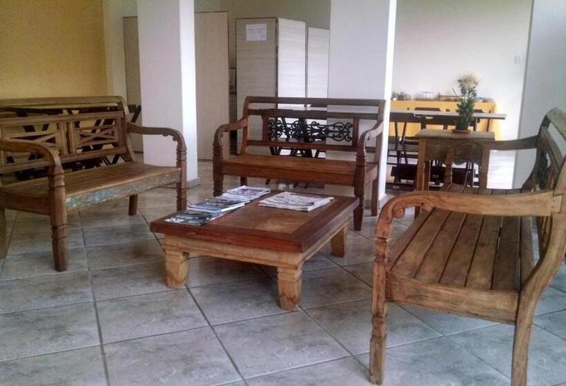 ホテル áries Apart