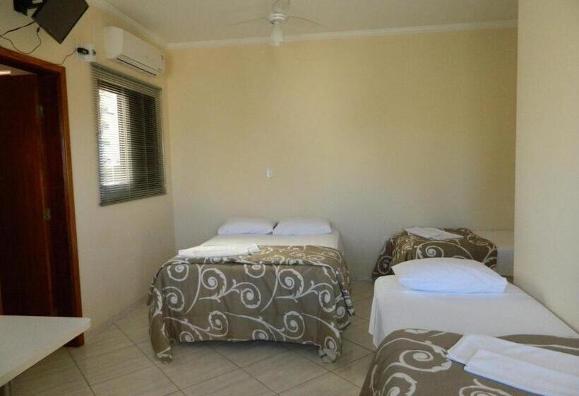 ホテル áries Apart