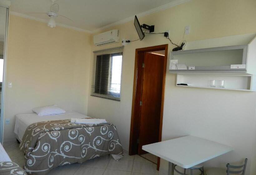 ホテル áries Apart