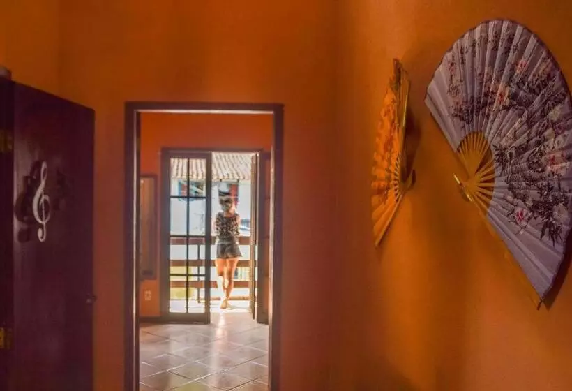 Leo S Clan Beach Hostel