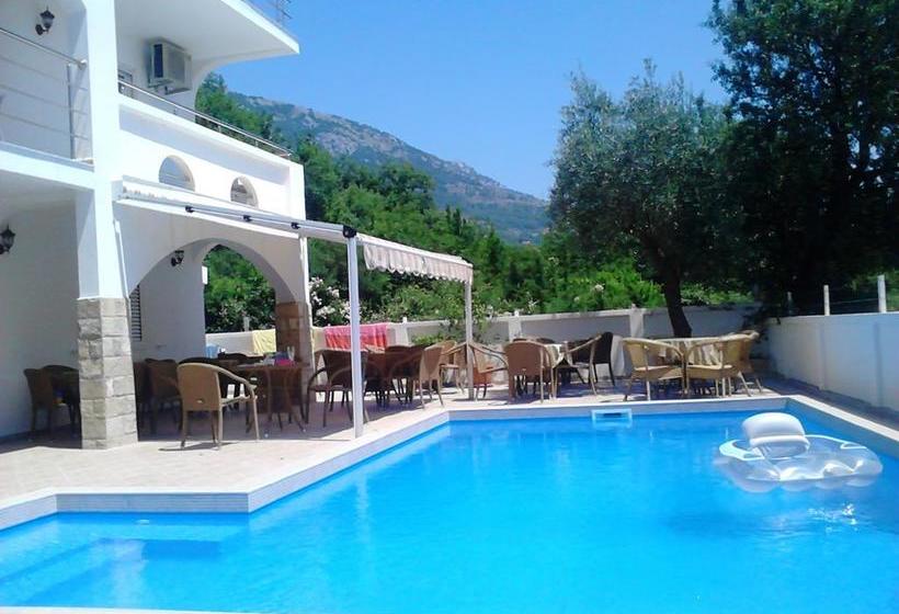 تختخواب و صبحانه Bonaca