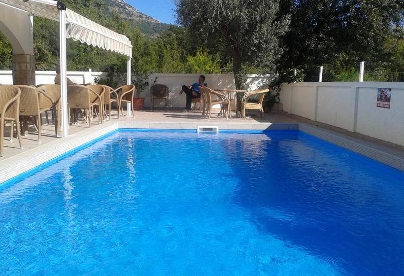 تختخواب و صبحانه Bonaca