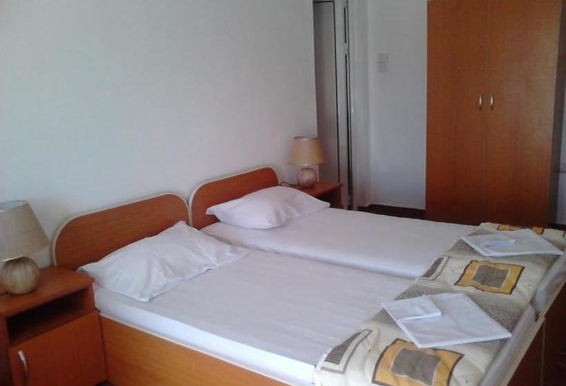 تختخواب و صبحانه Bonaca