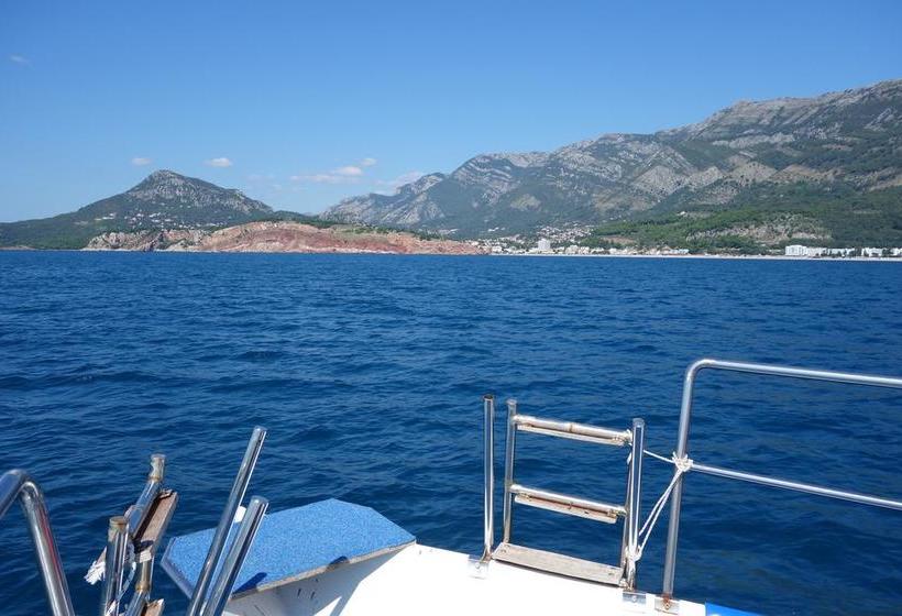 تختخواب و صبحانه Bonaca