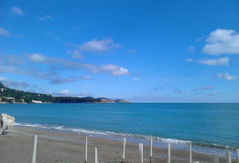 تختخواب و صبحانه Bonaca