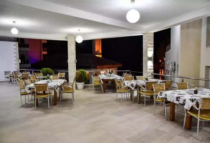 تختخواب و صبحانه Mala Plaza