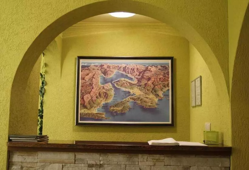 Garni Hotel Bokeška Noć