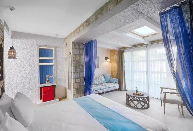 Alakapi Hotel & Villas