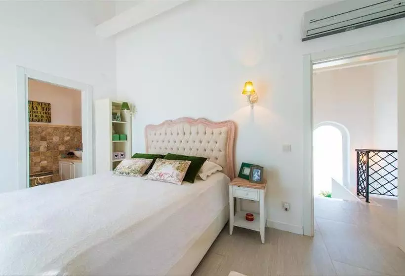 Alakapi Hotel & Villas