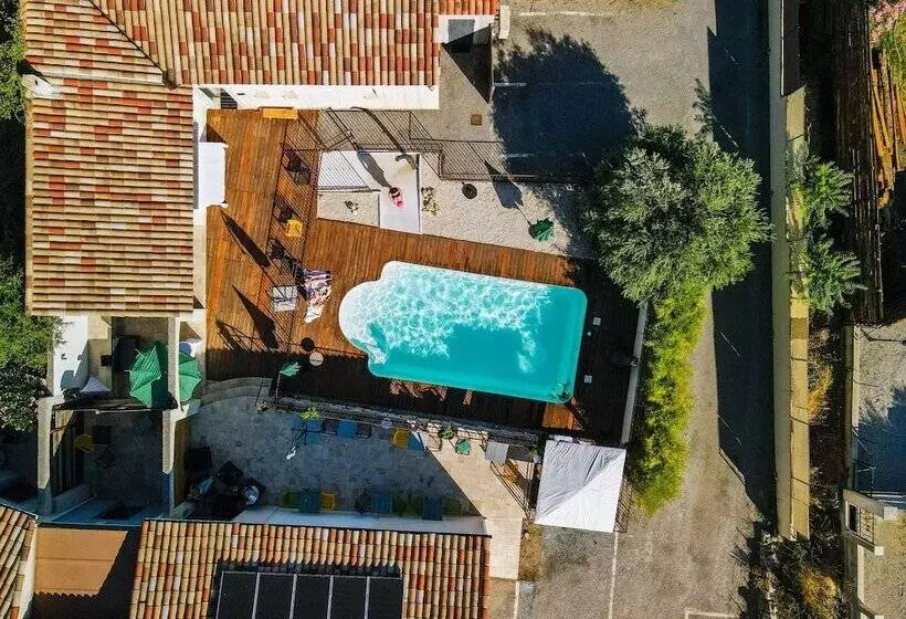 ホテル Auberge Les Galets
