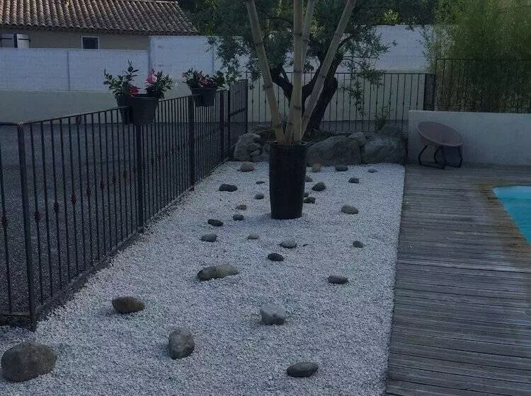 ホテル Auberge Les Galets