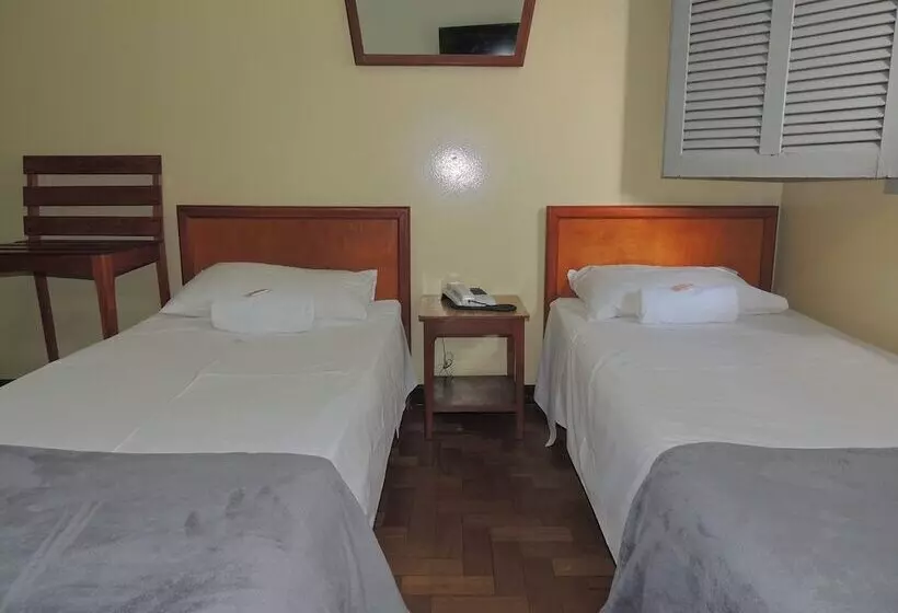هتل Esplanada Belo Horizonte  Proximo A Estacao De Trem
