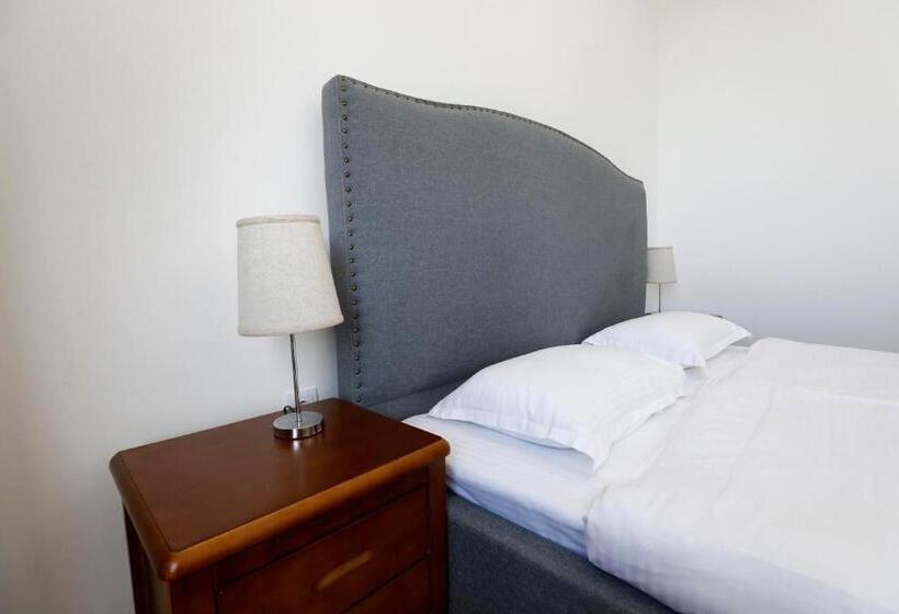 هتل Homey Kobuleti