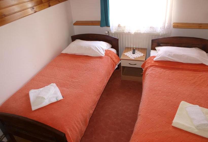 هتل Guesthouse Ukus Durmitora