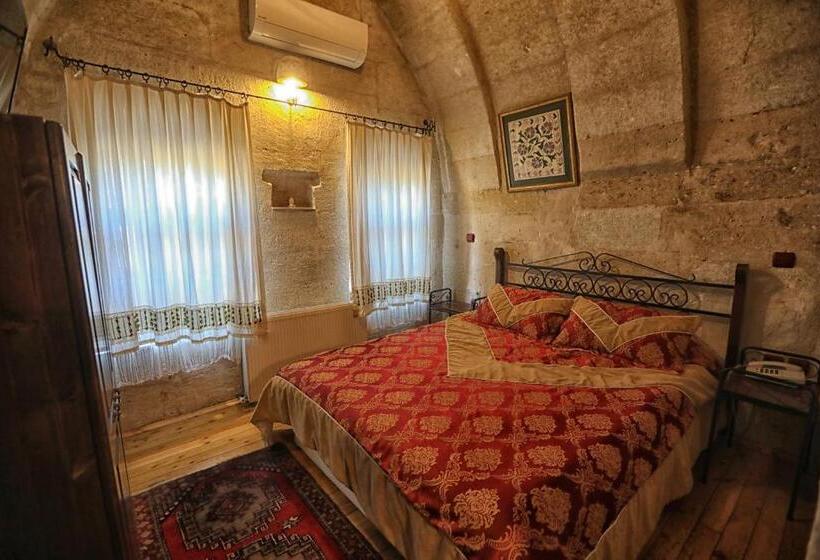 فندق Century Cave