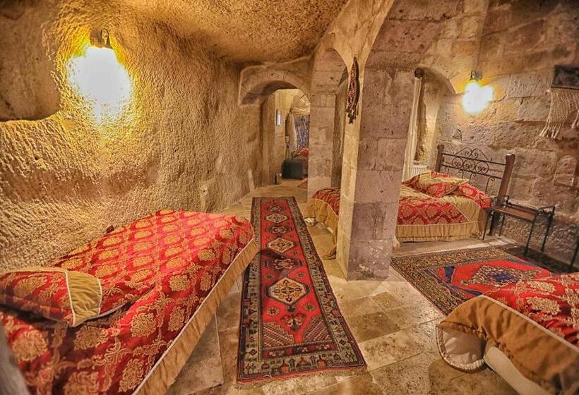 فندق Century Cave