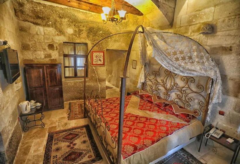 فندق Century Cave