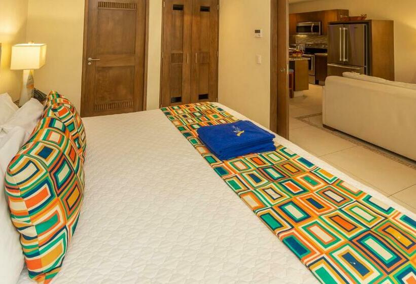 Отель V Azul Vallarta  Luxury Vacation Rental Adults Only
