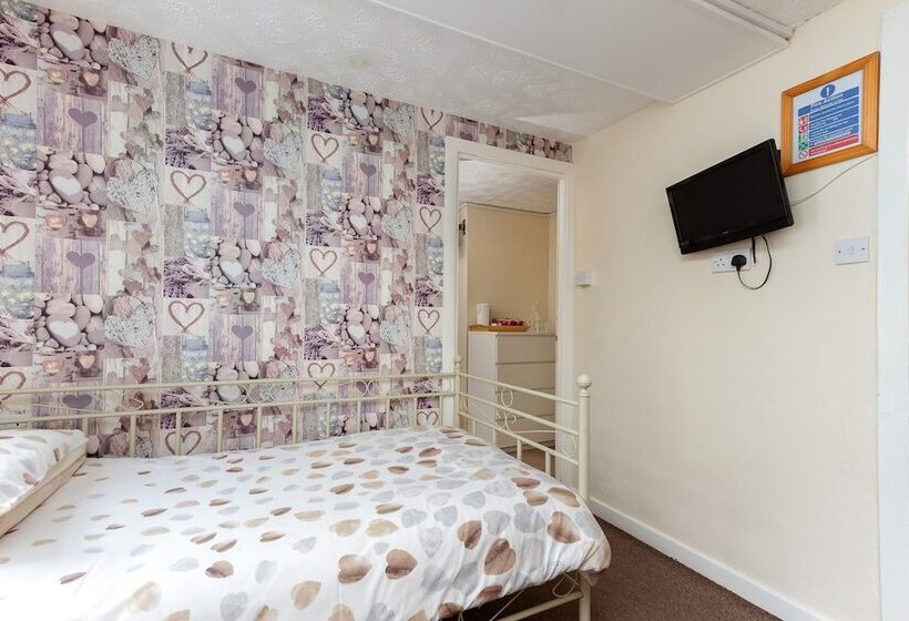 بنسيون The Chorlton