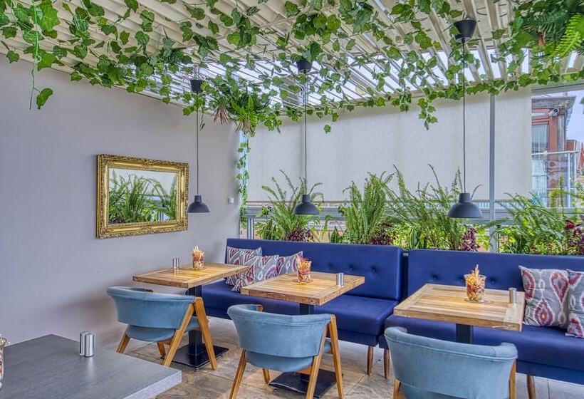 ホテル Tiara Buyukada