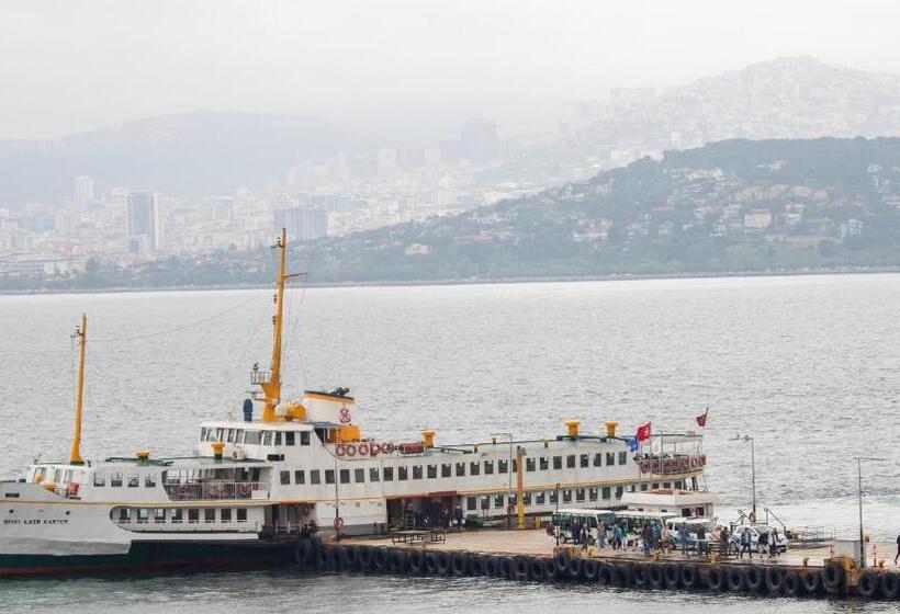 ホテル Tiara Buyukada