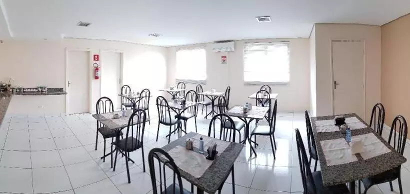 Hotelli Premier