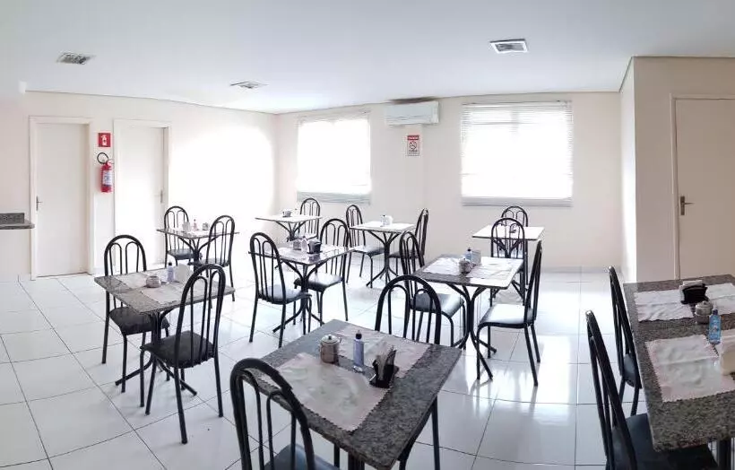 Hotelli Premier