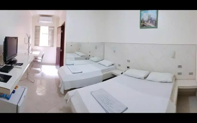 Hotelli Premier