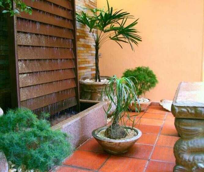 فندق Xikus Palace