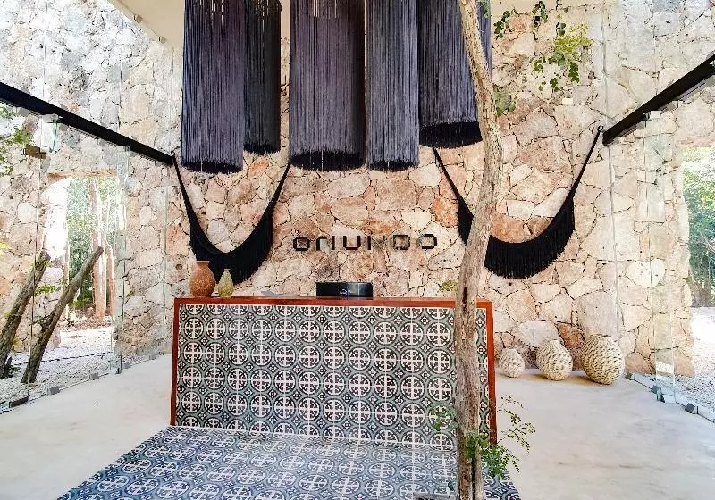 Hotelli Oriundo Luxury Nature Villas