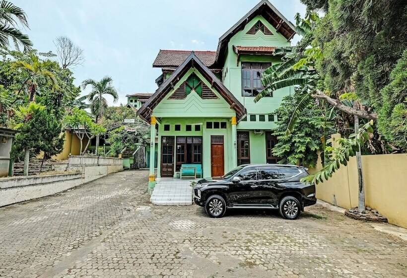 Hotel Homestay Sriti By Oyo