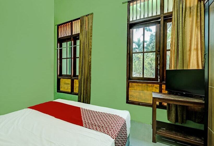 Hotel Homestay Sriti By Oyo