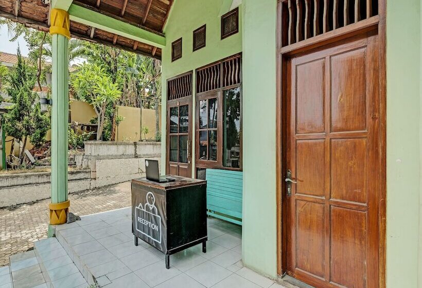 Hotel Homestay Sriti By Oyo