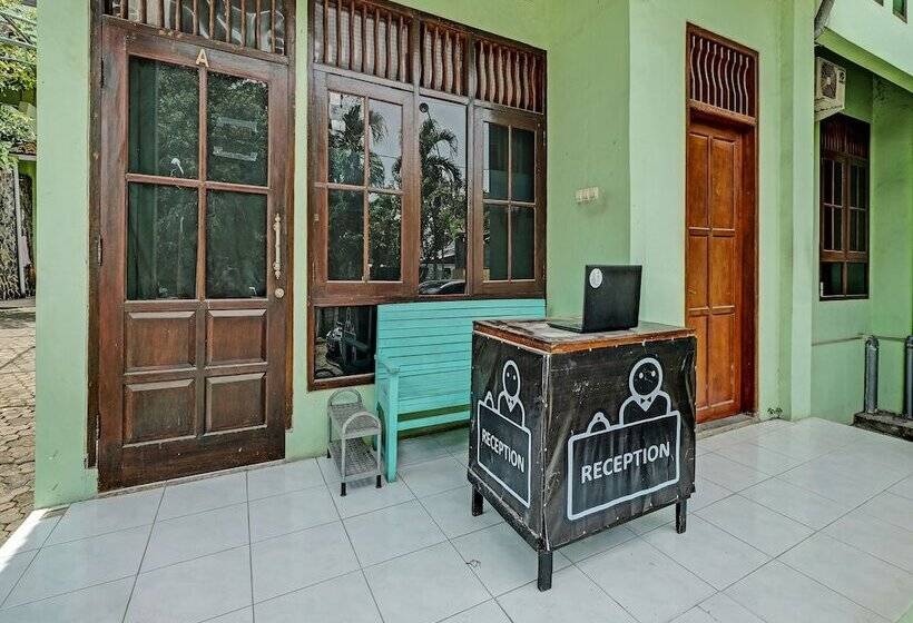 Hotel Homestay Sriti By Oyo