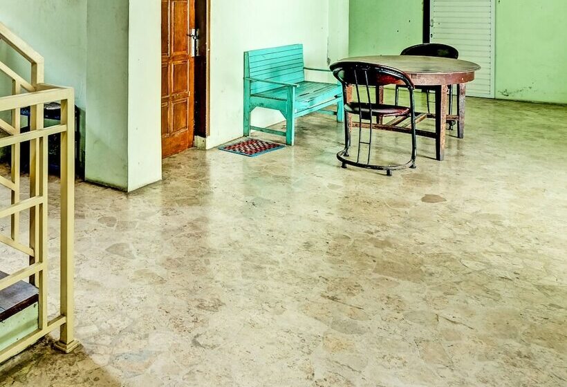 Hotel Homestay Sriti By Oyo