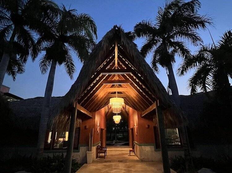 Sunset Boutique Hotel All Suites