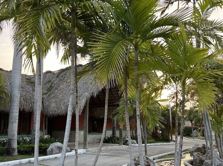 Sunset Boutique Hotel All Suites