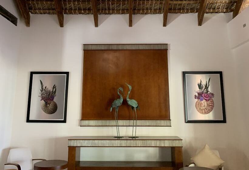 Sunset Boutique Hotel All Suites